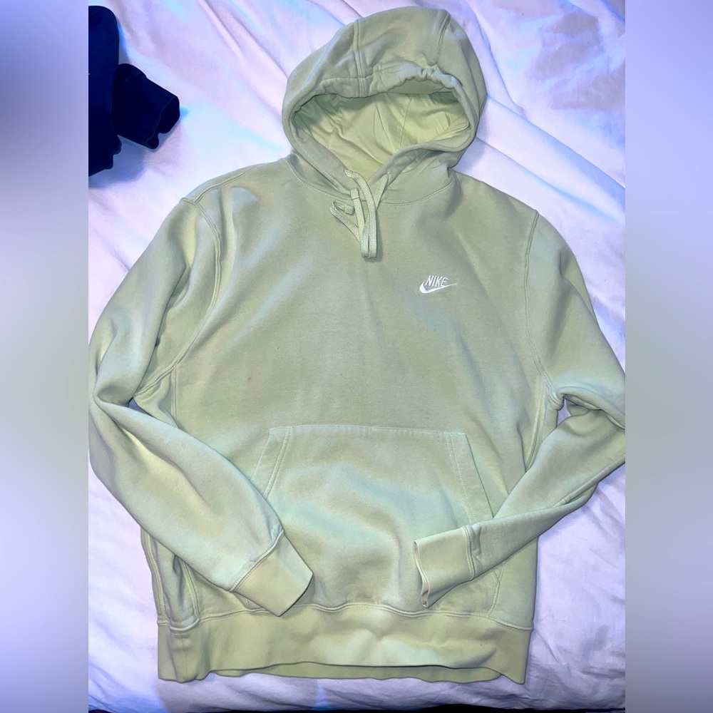 Nike sweatshirt